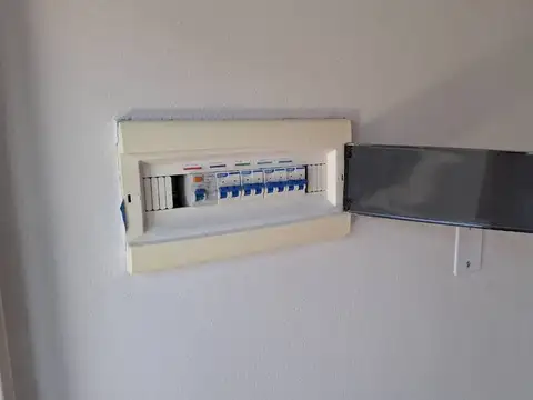 PH 2 AMBIENTES C PATIO ALQUILER GUILLON A ESTRENAR