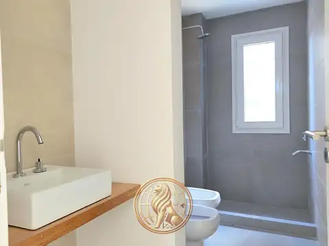 Depto Tipo Casa 3 ambientes con 2 baños