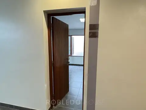 Oficina en alquiler 30 m2 Av. Bicentenario 58 Salta Capital