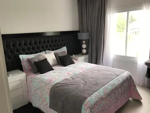 Saint Thomas Este Venta con 5 Ambientes