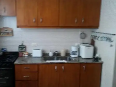 Depto Tipo Casa 4 ambientes con 2 baños