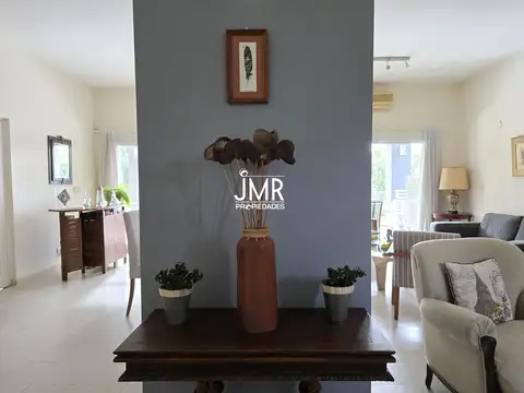 Casa  Venta 3 Dormitorios Lote de 846 m2. Los Sauces Pilar