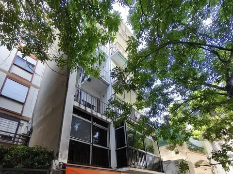 Departamento de 1 Dormitorio en Venta - 1 de  Mayo y Pellegrini