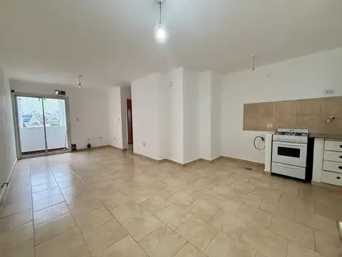Departamento 1dor con cochera y balcón en Cofico