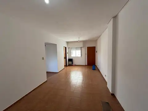 Caseros 2400, Piso 3