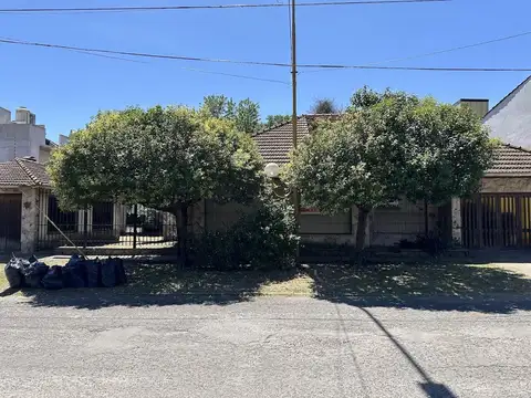 Casa en Venta en Quilmes Oeste, USD 109.900