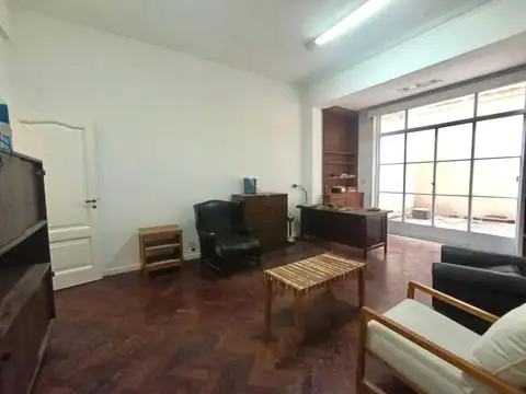 Oficina en Alquiler en Barrio Norte, $ 1.200.000