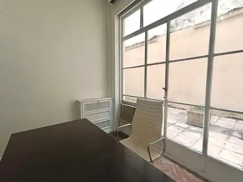 ALQUILER OFICINA  C/ PATIO LUMINOSO APTO VIVIENDA