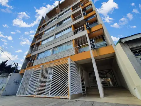 Departamento dos ambientes en venta en Escobar centro    ID 3403