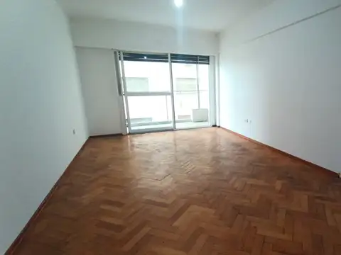 3 AMBIENTES en lo mejor de CABALLITO - LUZ y SILENCIO 