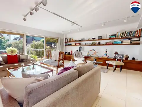 VENTA DEPTO 5 AMB BARRIO PARQUE COCHERA FIJA