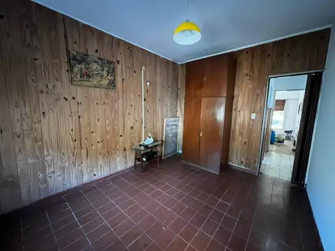 Casa 4 ambientes con 1 baño