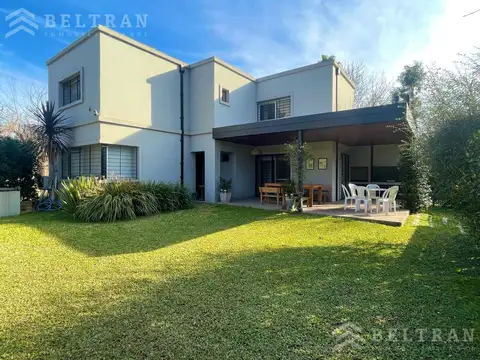 Casa en Funes