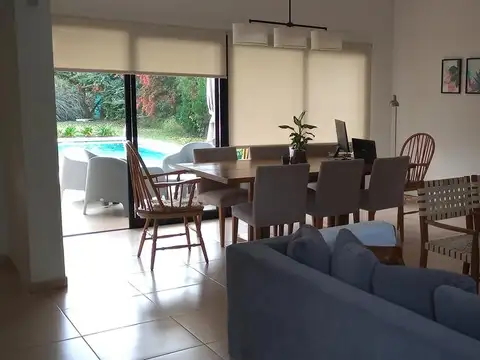 Casa en Alquiler de 3 dormitorios