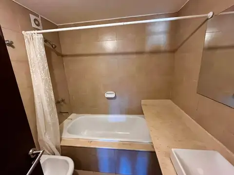 Departamento en Alquiler con 1 cocheras