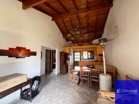 Depto Tipo Casa en Venta con 1 cocheras