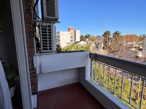 Departamento 3 ambientes con balcon en Venta en Sáenz Peña, Tres de Febrero