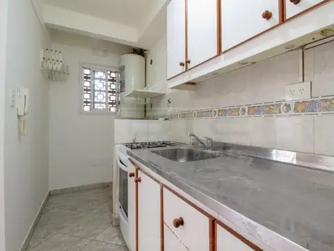 Casa 2 ambientes con 1 baño