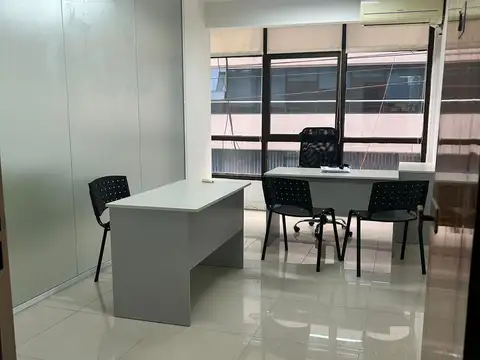 Oficina Dividida en el Centro | Excelente Ubicación