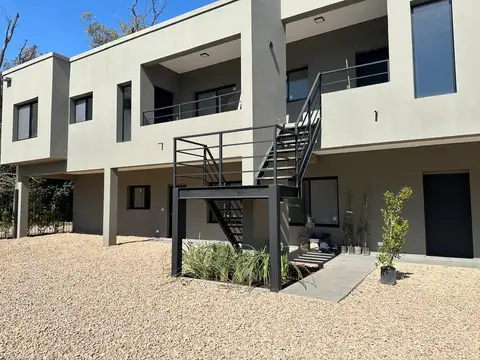 Departamento en Venta en Montecarlo, USD 140.000