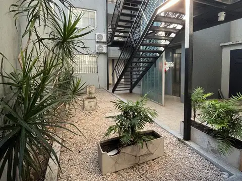 Darregueira 500, Piso 1