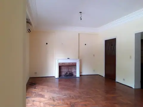 Depto Tipo Casa en Venta de 5 dormitorios