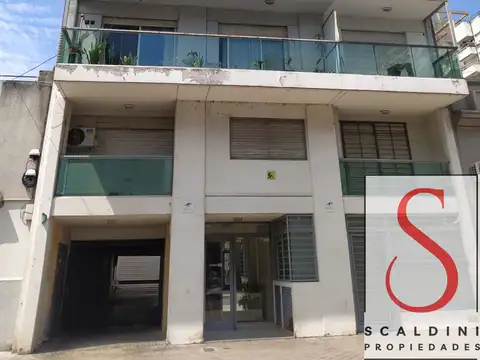 Cocheracubierta  en venta ubicado en Abasto