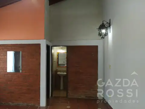 Casa en Venta con 1 cochera