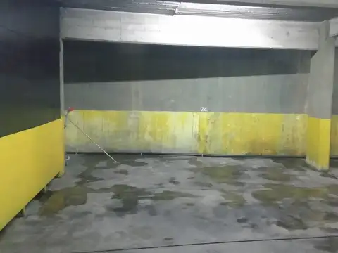 Cochera en San Isidro