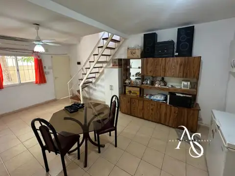 Depto Tipo Casa en Venta de 2 dormitorios