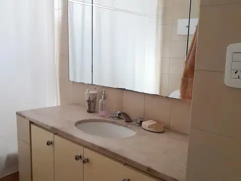2 amplios ambientes en venta Alto Palermo
