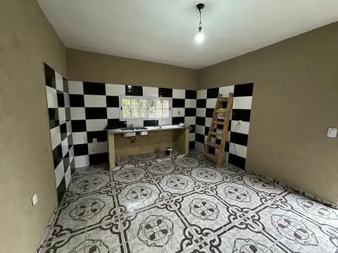 Venta - Casa 3 Ambientes - Temperley Este