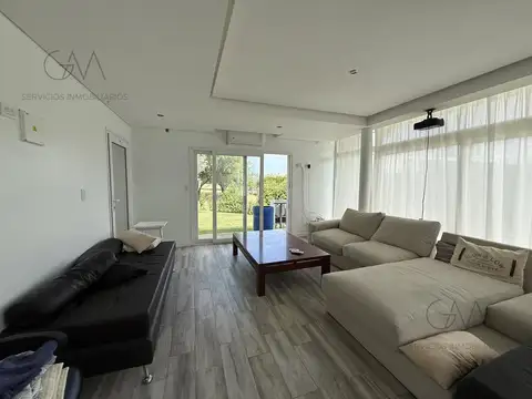 Casa en Venta al Este