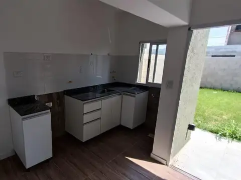 Departamento en Venta en Capitan Bermudez, USD 57.000