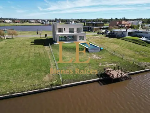 Casa en Venta de 4 dormitorios