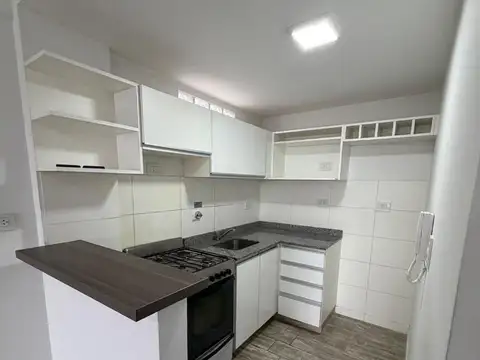 Departamento en Alquiler en Flores, $ 650.000