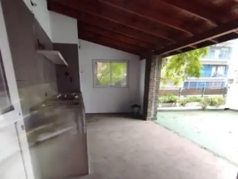 Excelente Casa- Lote Propio con patio y terraza