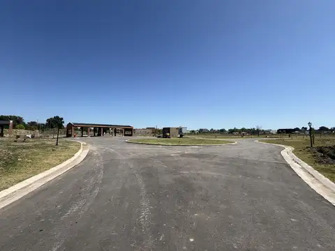 LOTE | 606 M² | VISTA A ESPACIO VERDE | ORIENTACIÓN NE | SEGURIDAD 24 HS | PILAR KM 50