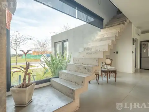Casa en Venta al Oeste