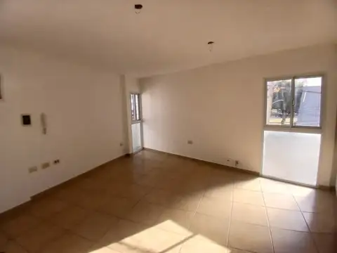 CASA INTERNA  DE 1 DORMITORIO