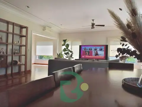 Venta Casa 5 amb.Lote 980mt.Barrio Cerrado Bella Vista Chico