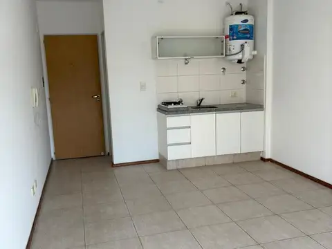 Departamento en Alquiler en Macrocentro, $ 320.000