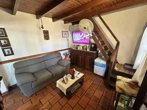 Casa 3 ambientes con 6 baños