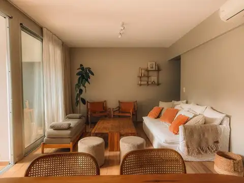 Casa en Alquiler  , Ovejitas I, Beccar – 5 ambientes  con jardín, pileta