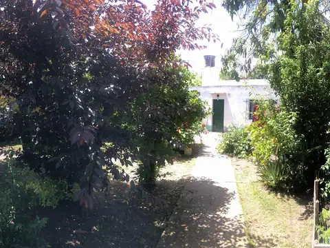 Casa 3 ambientes con 1 baño