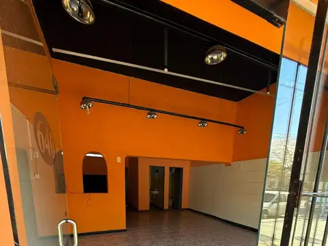 Local en Alquiler en Centro, $ 750.000