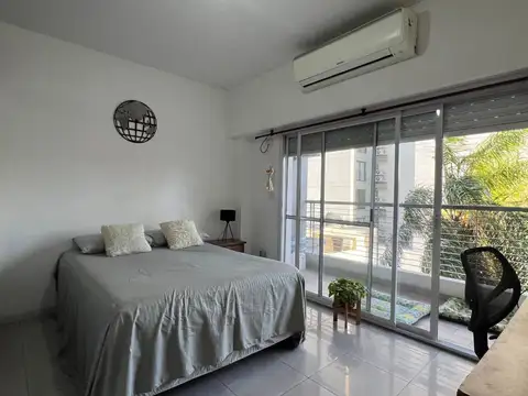 VENTA MONOAMBIENTE CON BALCON IMPECABLE, BANFIELD