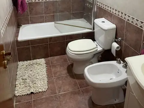 IMPECABLE DUPLEX 3 AMBIENTES APTO CREDITO BCARIO   EN VENTA   HAEDO NORTE