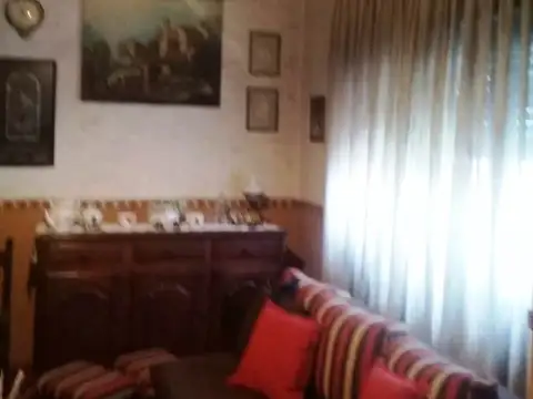 Depto Tipo Casa 4 ambientes con 3 baños