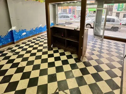 Local en Alquiler 40 años